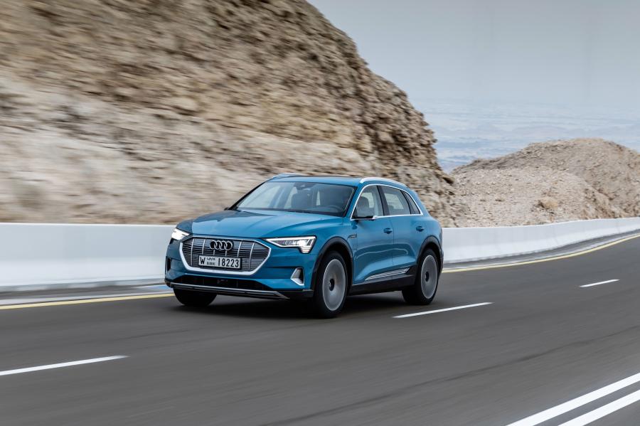  Audi e-tron 55 Quattro 2019 года  (WW) (фото 149 из 452)